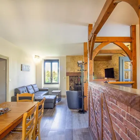 De L'ecole Holiday home Grolejac