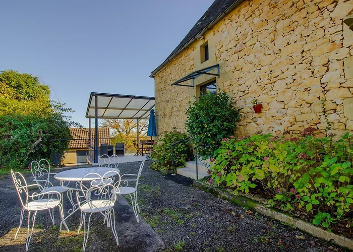 De L'ecole * Groléjac